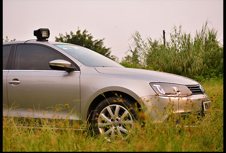 tyui车载探照灯无线遥控360度旋转吸顶远射小体积led汽车探照灯50wled