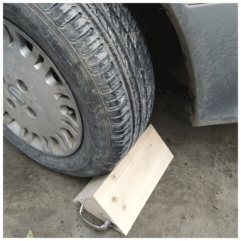 qefh汽车实木三角木止退器防滑溜挡轮胎定位器停车大型货车用阻车木