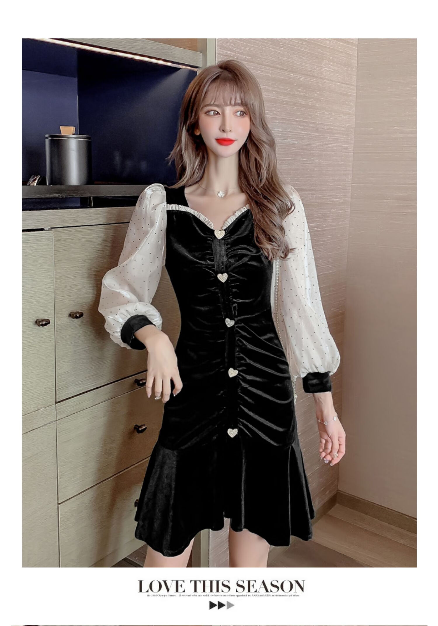 红蜻蜓 秋冬季新款金丝绒连衣裙女加绒毛呢2020新年配大衣裙子法式