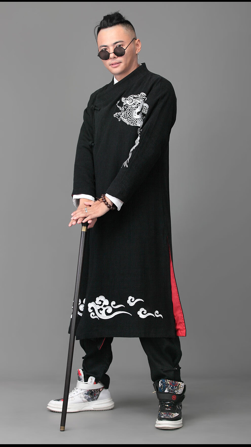 唐装男中式长袍网红艺人演出服装个性刺绣汉服外套儒雅亚麻面料黑色小