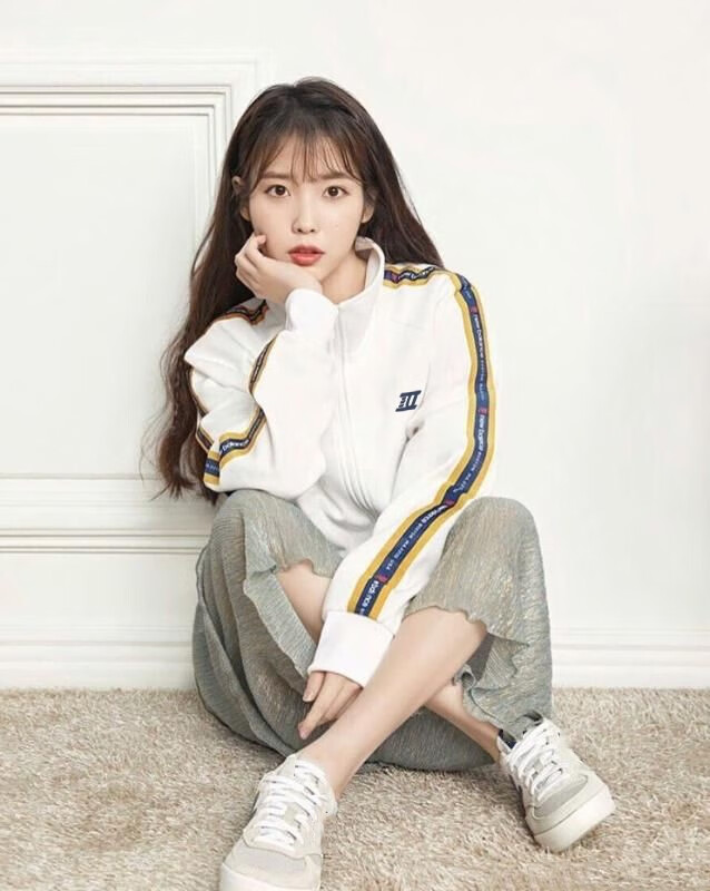 iu李知恩同款韩版上衣宽松ins卫衣立领拉链刺绣织带长袖外套 白色 s