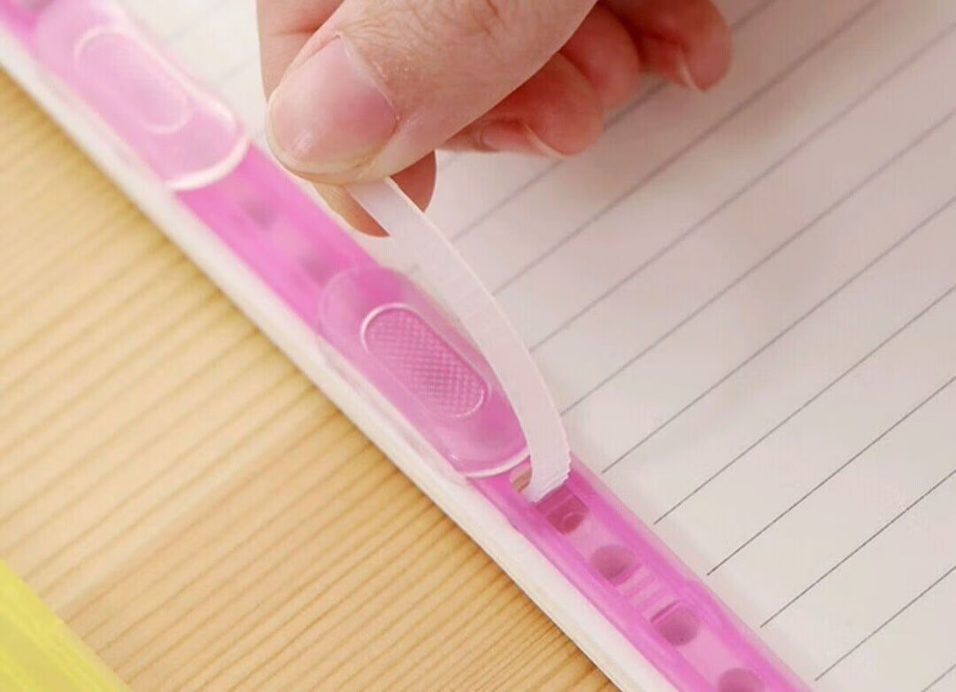 温妤软塑料两孔活页装订夹彩色透明装订夹条简易文件打孔夹条混色10条