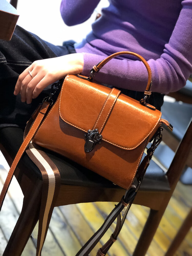 sara lee品牌 真皮女包2020新款气质流行的法国小众包包斜挎百搭质感