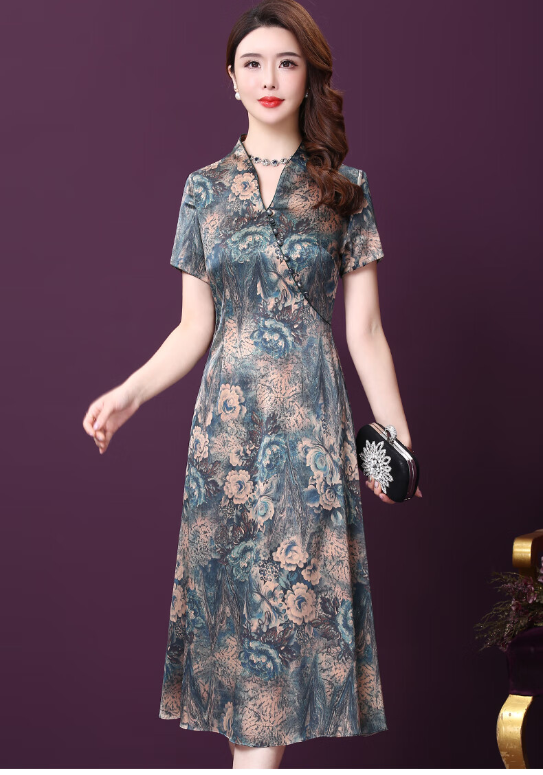 王小鸭真丝连衣裙2020新款夏女洋气年轻款阔太太法式v领桑蚕丝裙 绿