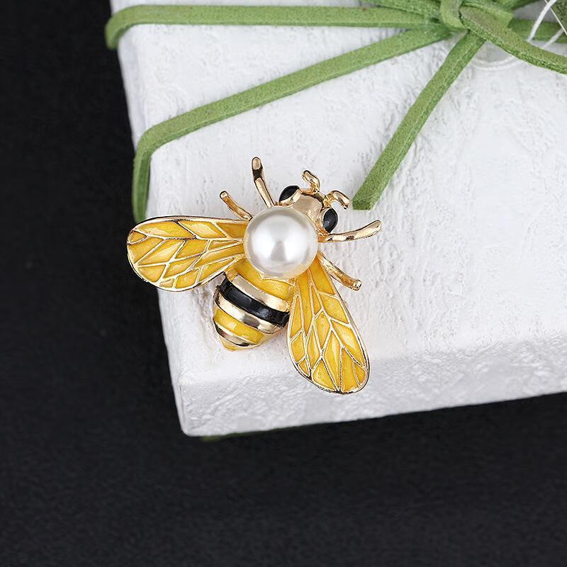 小蜜蜂胸针 韩版可爱小蜜蜂儿童动物小黄蜂百搭开衫别针领针连衣裙