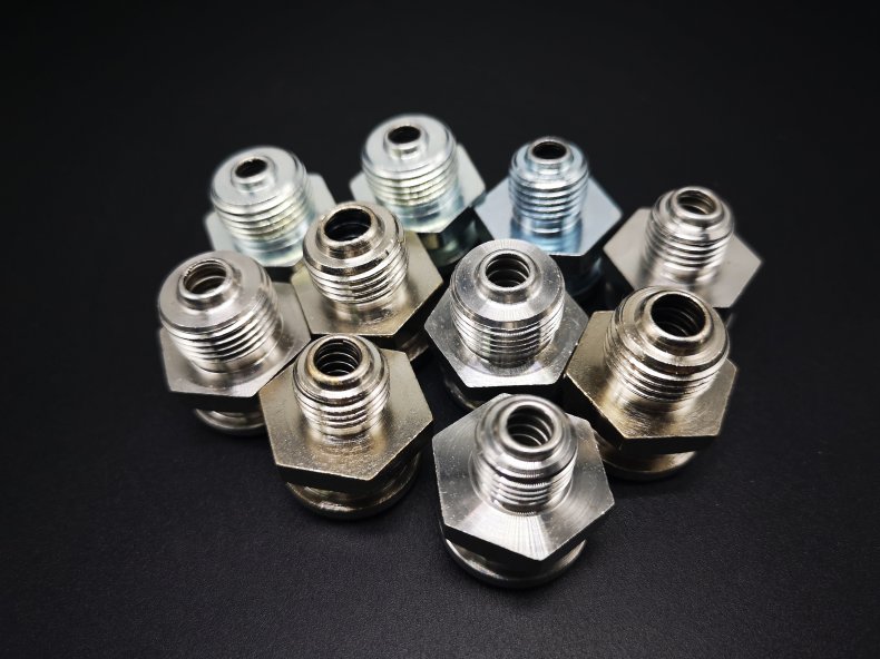 圣马五金din3404平扣式油嘴扁平注油嘴船用平头油嘴22mm铁14