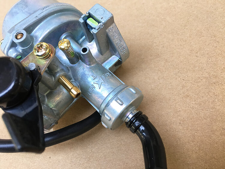 适用于 摩托车配件本田鹰仔100化油器 win100化油器 飞鹰100摩托车