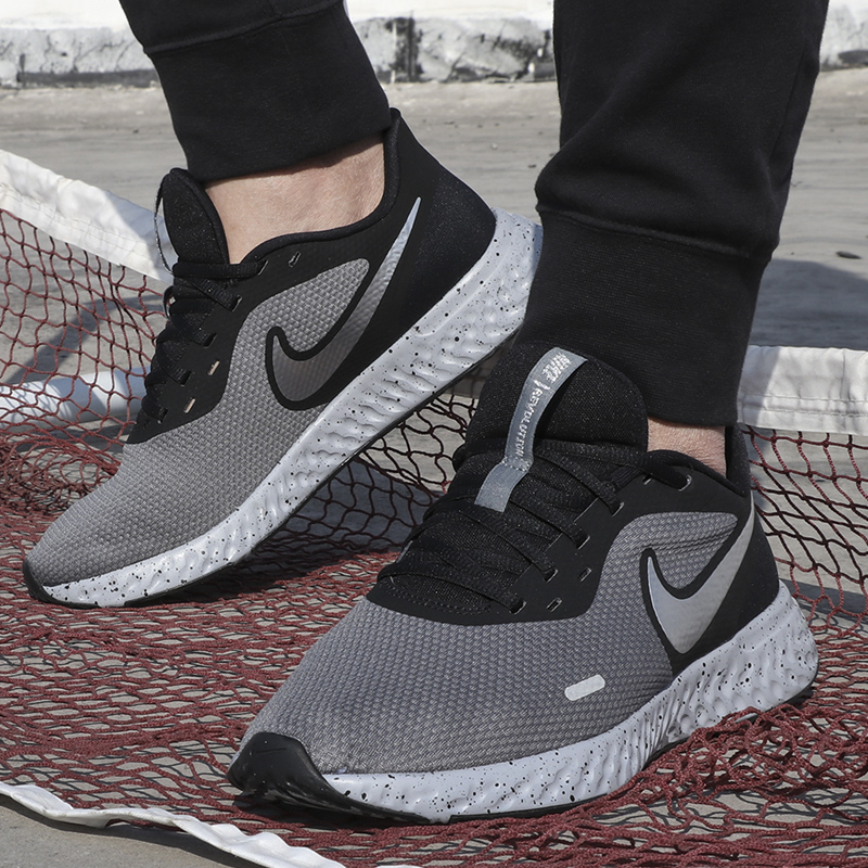 nike耐克男鞋2021秋冬新款revolution5网面透气舒适运动跑步鞋cd0223