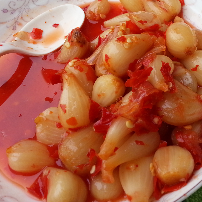 云南水晶藠头酸辣咸菜袋酱下饭菜开胃剁辣椒腌荞头新鲜腌制泡菜袋装