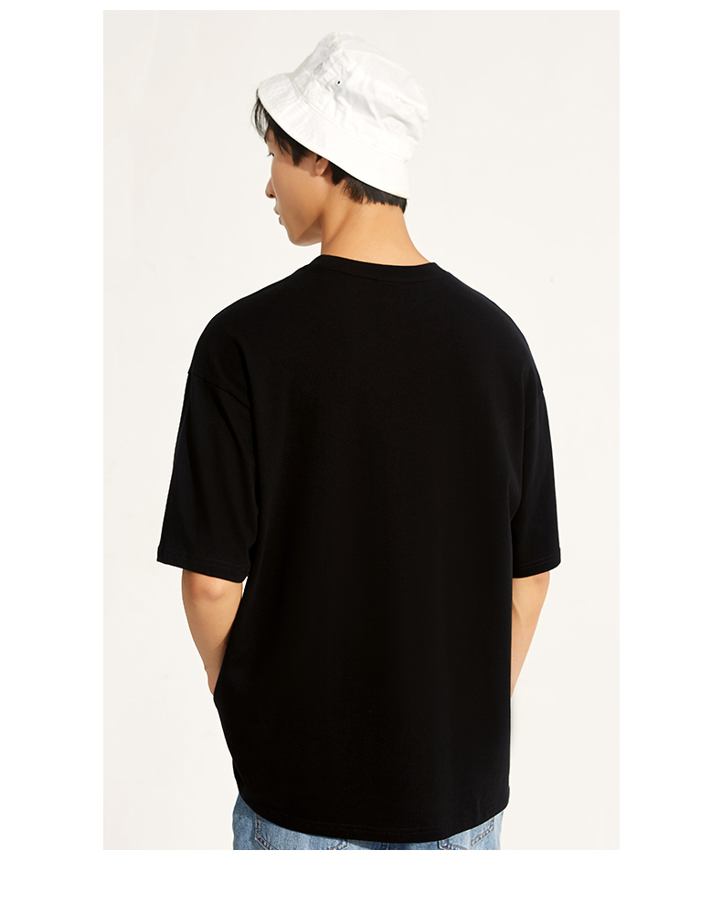 以纯线上品牌a21夏季男装2020新款 黑色宽松落肩t恤衫字母印花涂鸦