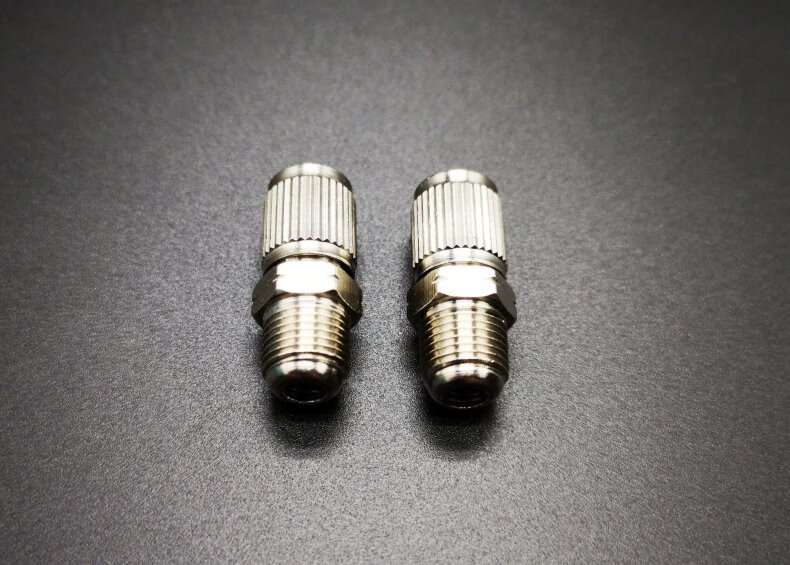 【圣马五金】黄油嘴 直油嘴 牛油嘴 防尘防泄漏油嘴 带防尘帽 1/8转6*