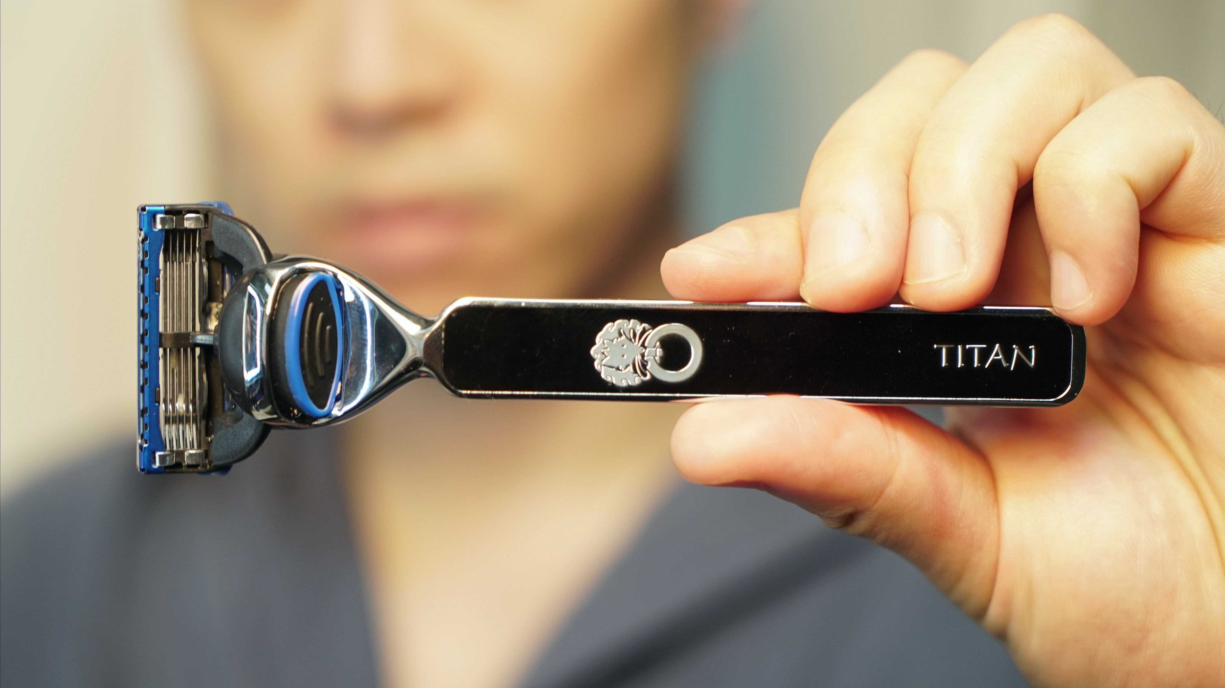 大力人titan德国手动剃须刀刮胡刀德国男士五层刀片礼盒包装生日蛇