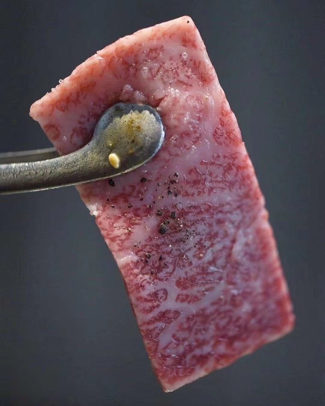 澳洲m12雪花5a羽下肉牛排新鲜黑毛和牛日本神户牛肉a5三片1500g