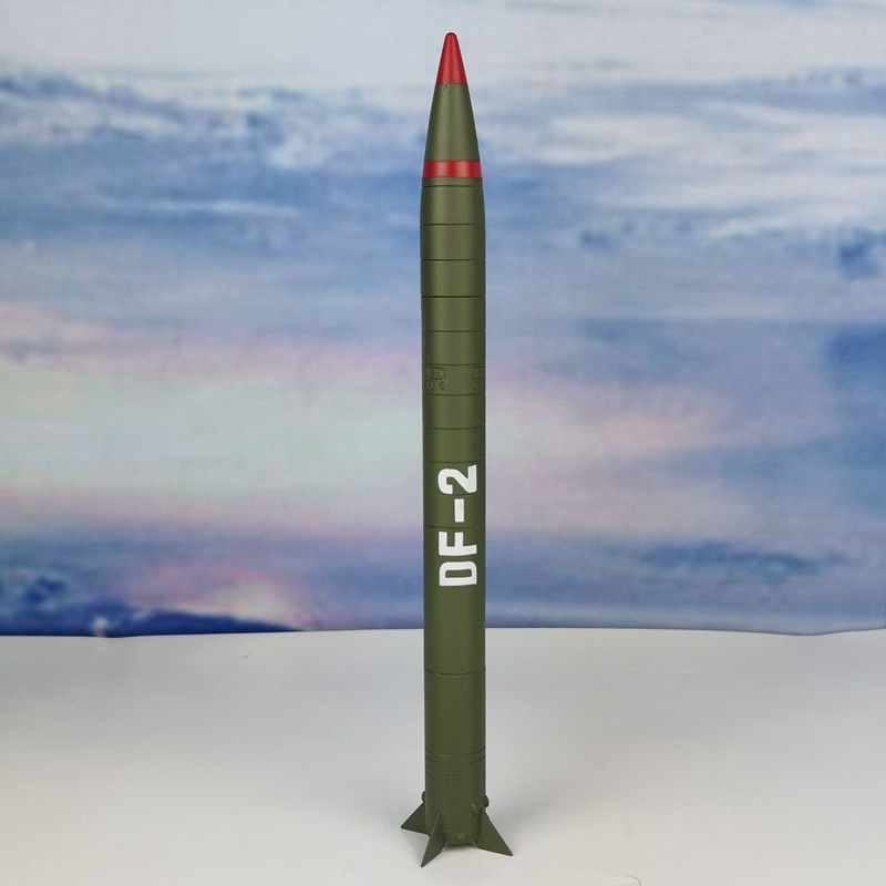 艺晨东风2号导弹模型 东风二号 仿真合金df2短程弹道导弹成品现货