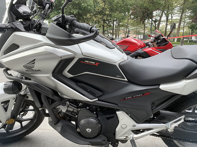 适用于honda新款本田nc750x油箱贴改装防滑贴装饰贴纸手工贴18-21年