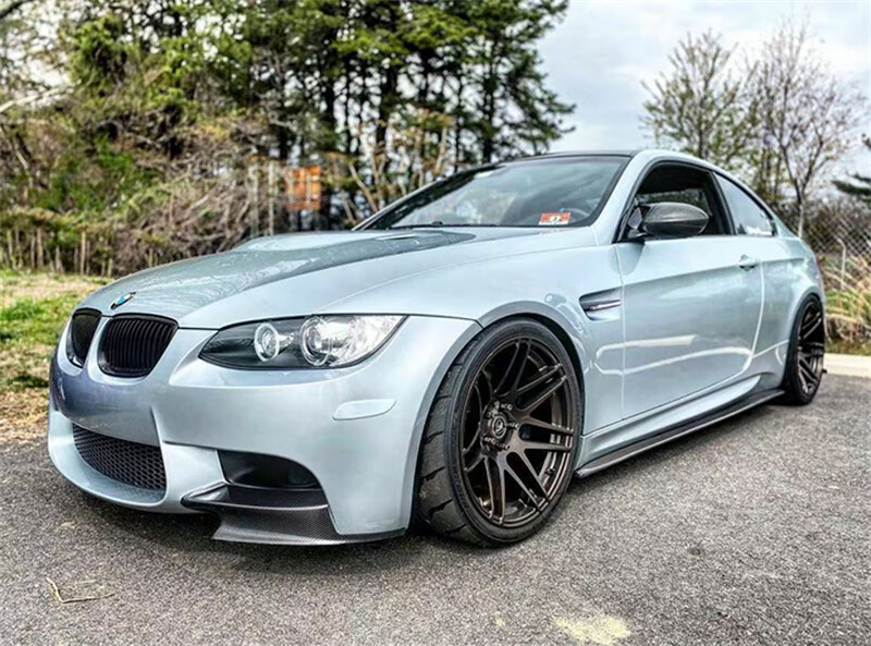 2023款宝马m3 e90e92e93 改装碳纤维前唇前铲后唇侧裙尾翼中网包角糖