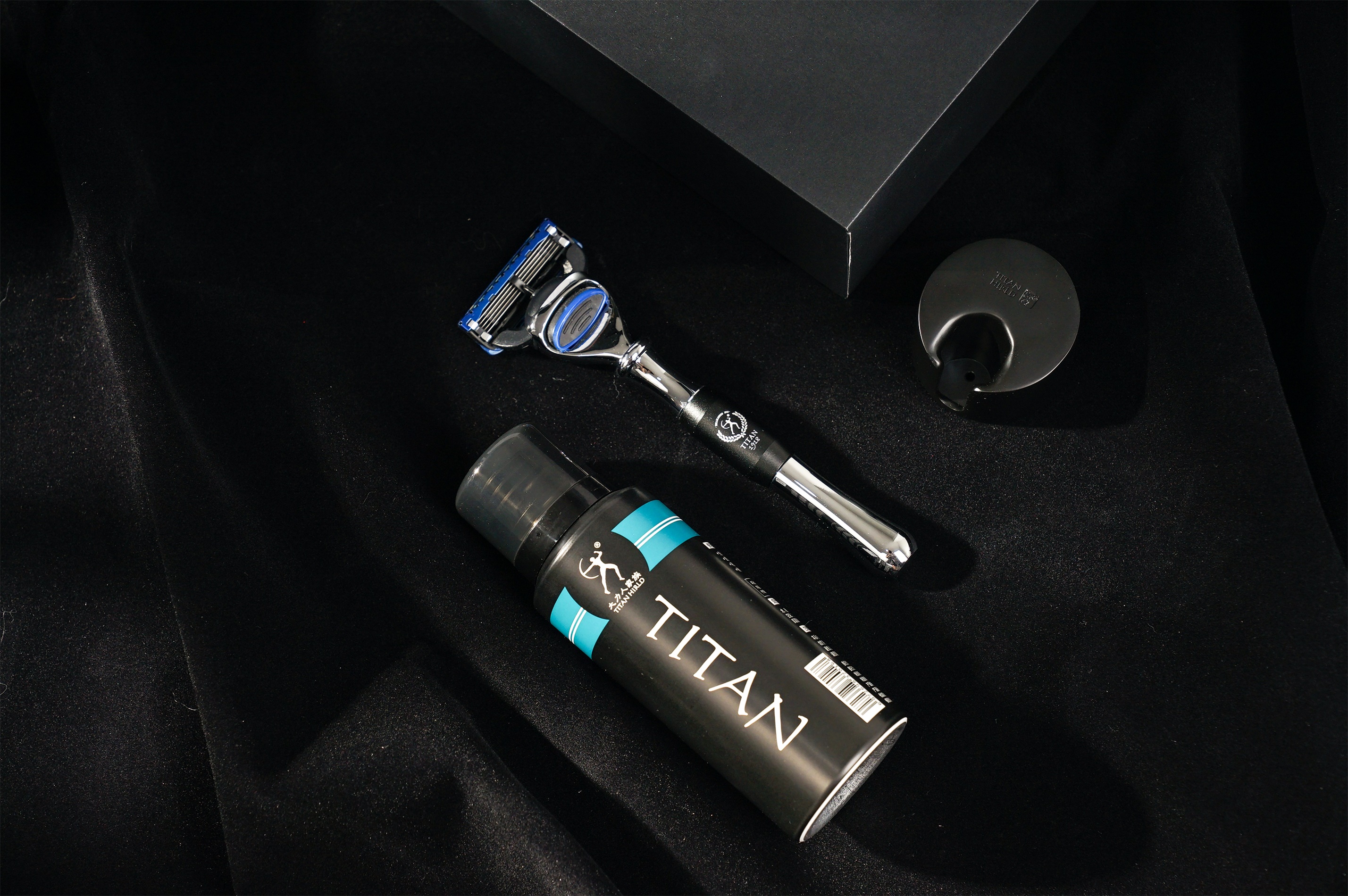 大力人titan德国手动剃须刀男士刮胡刀老式五层剃须刀原创设计9件套