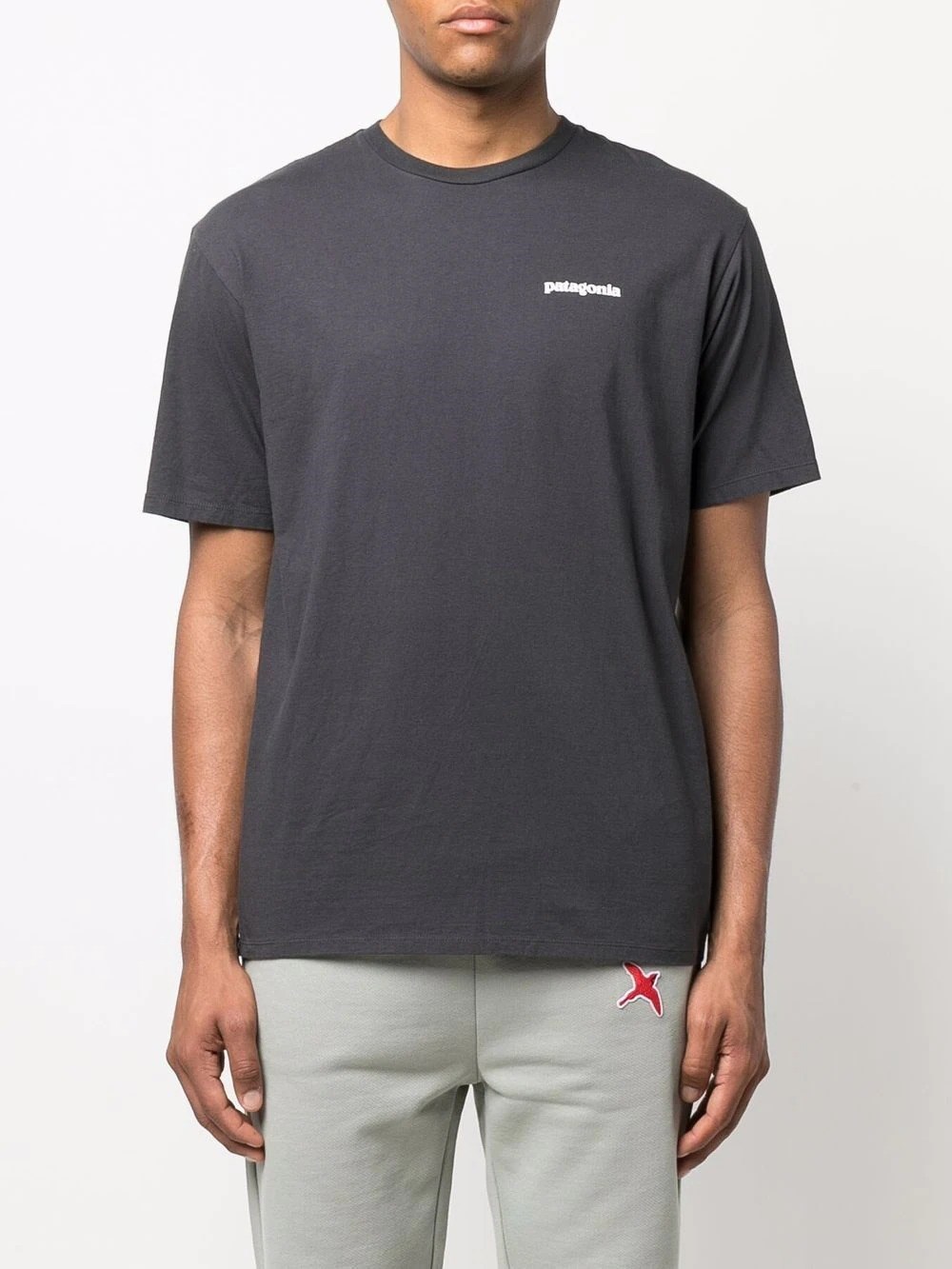 patagonia巴塔哥尼亚t恤短袖夏季男女款多国语言世界和平37529黄色su