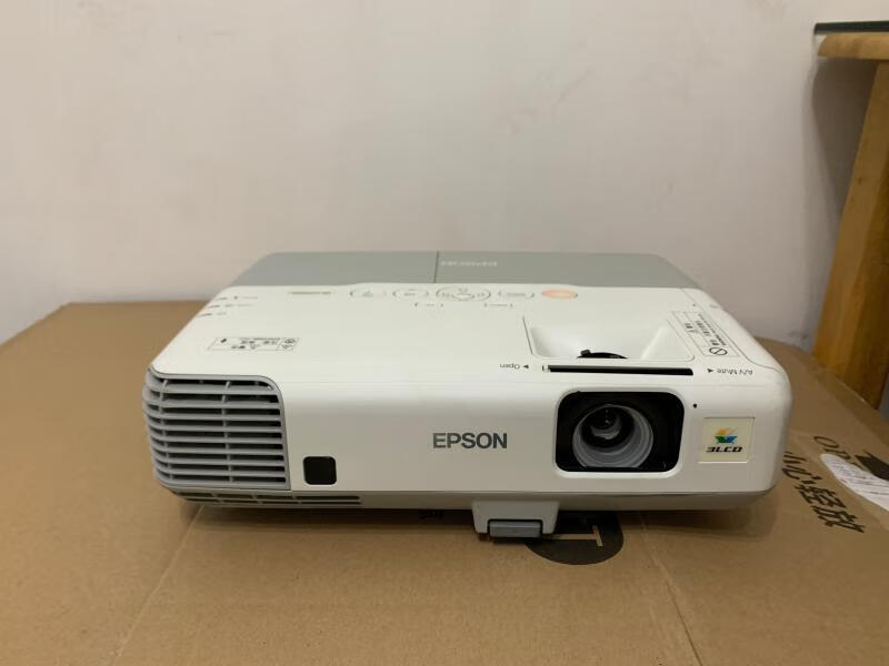 p投影机家用商用办公3d无线wifi投影仪 爱普生x04/x05高对比2019年 可