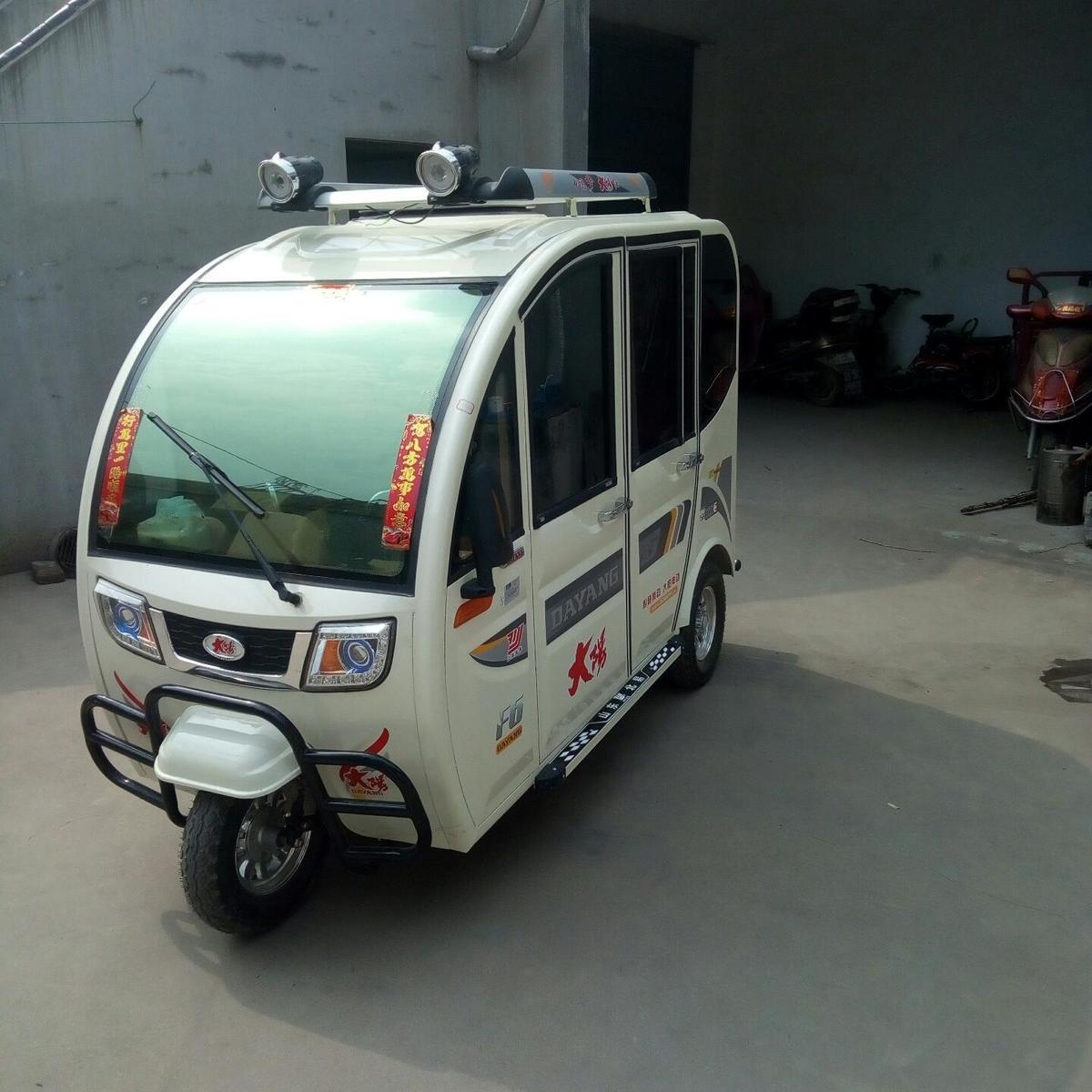 龙启 电动四轮车代步车太阳膜防晒隔热防爆膜 窗玻璃隔热膜 高隔热深