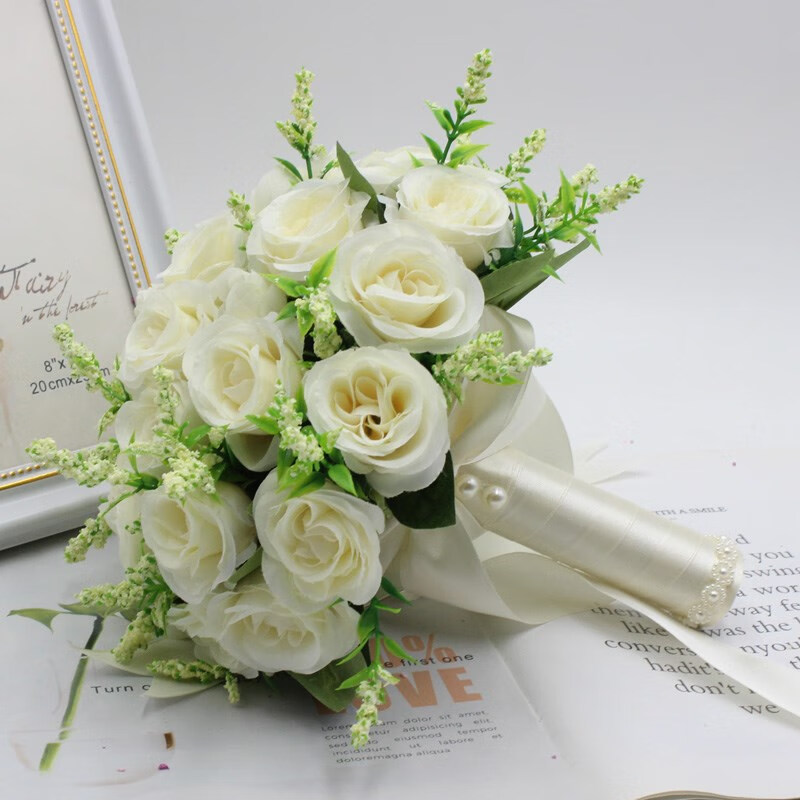 梵想 欧式小玫瑰新娘手捧花婚纱拍照结婚新款粉红白仿真韩式婚礼花束