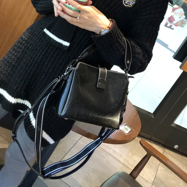sara lee品牌 真皮水桶包包女包2020新款潮韩版时尚单肩包百搭斜挎小