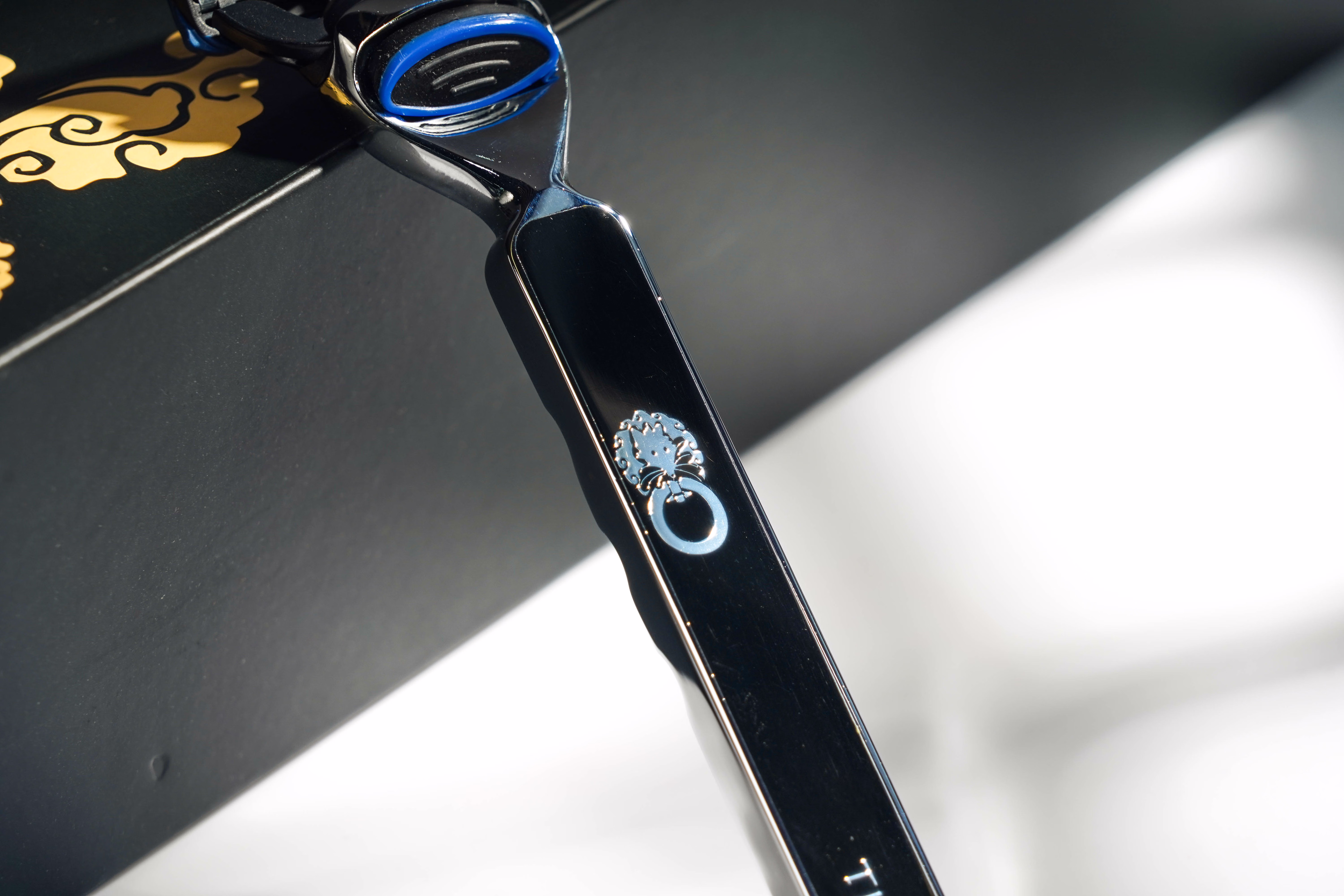 大力人titan手动剃须刀德国刮胡刀男士五层刀片礼盒包装生日十二生肖