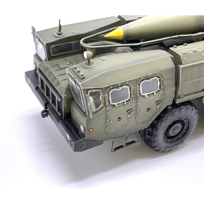 飞毛腿导弹模型1:72 俄罗斯飞毛腿导弹发射车绿色完成品模型【图片