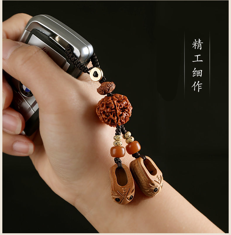 桃木挂件桃木踩小人虎头鞋汽车钥匙扣挂件保平安防小人转运钥匙链挂饰