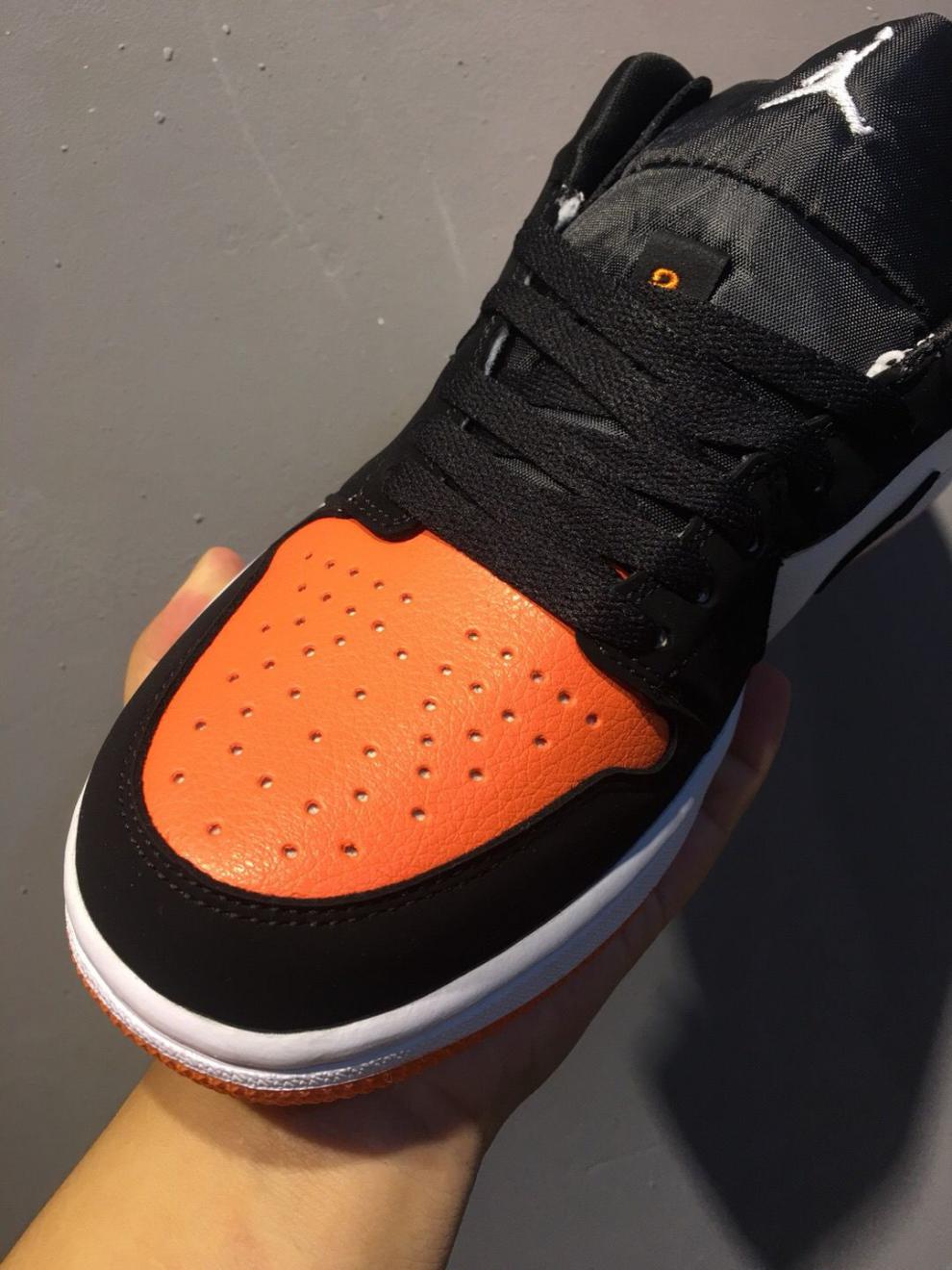 aj1低帮sb奶牛学生跑步篮球鞋乔1低帮男女鞋aj小巴黎空军一号板鞋 蒂