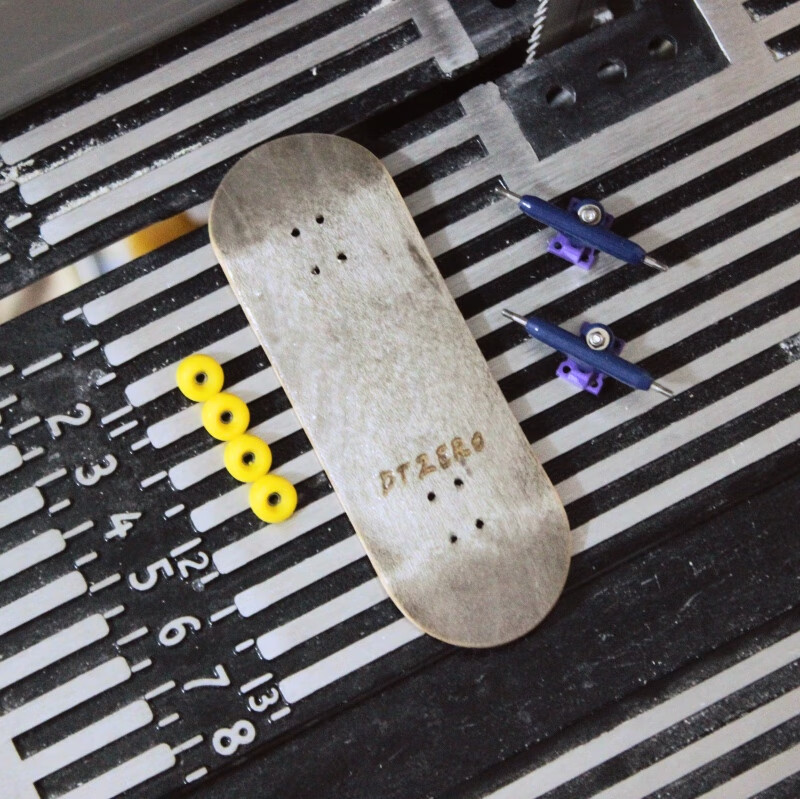 dtzero专业手指滑板黑曼巴系列短板套装比赛专用紫蓝年轮