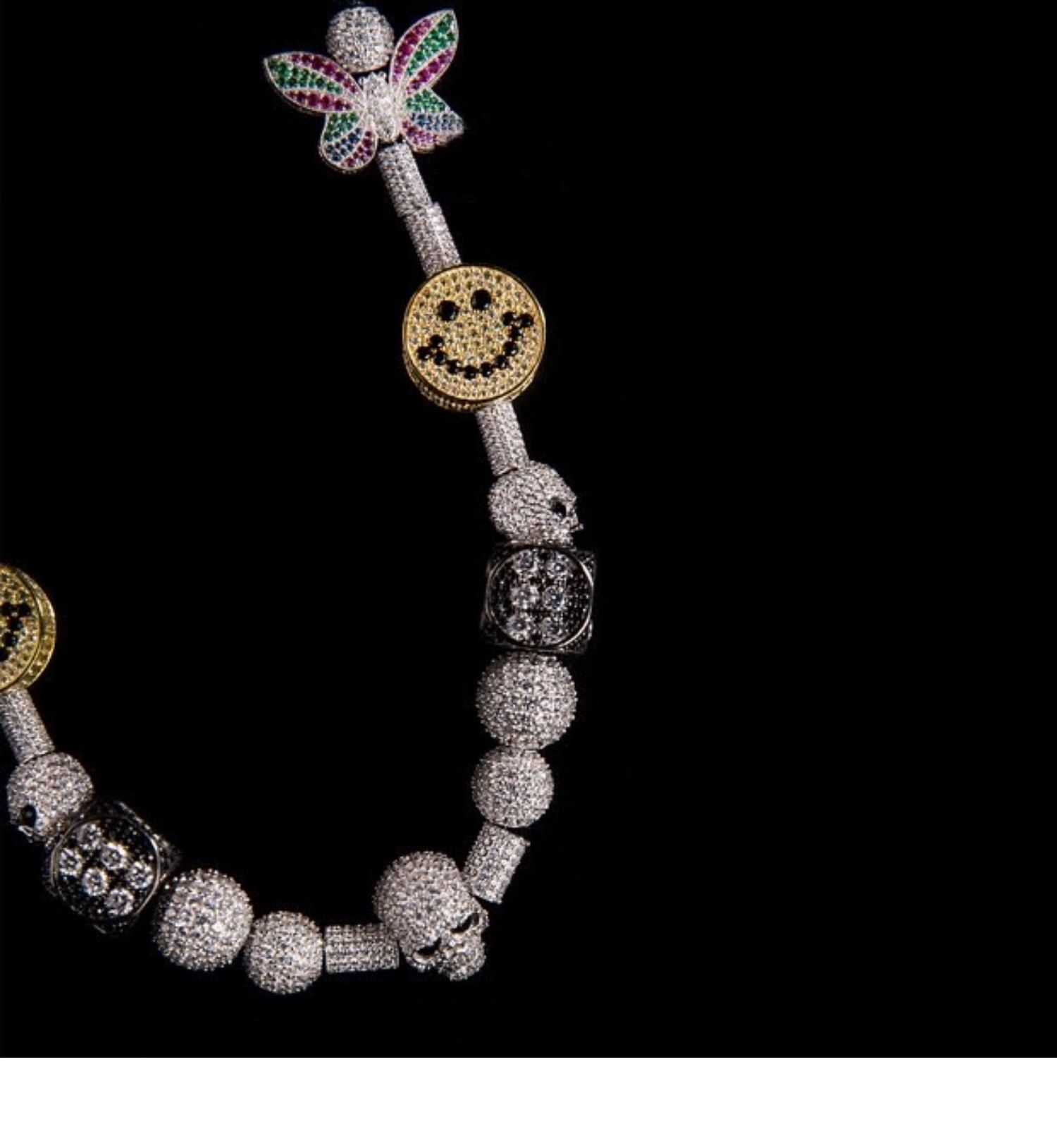 今传福孩子王小鬼同款项链男evaemob镶钻笑脸骰子嘻哈轻奢无性别锁骨