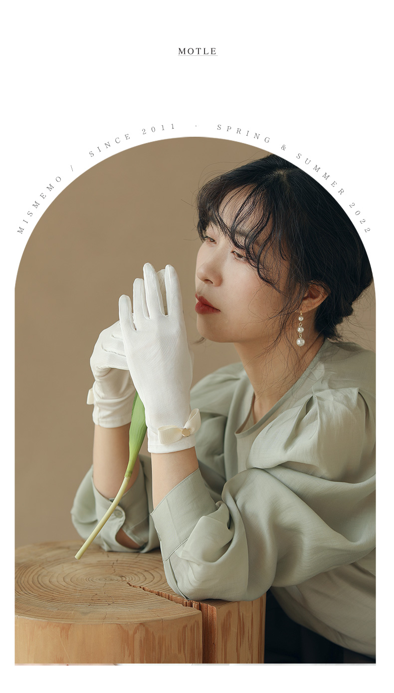 mismemo桑蚕丝手套女春夏季薄款透气防晒真丝手套短款简约蝴蝶结蕊粉