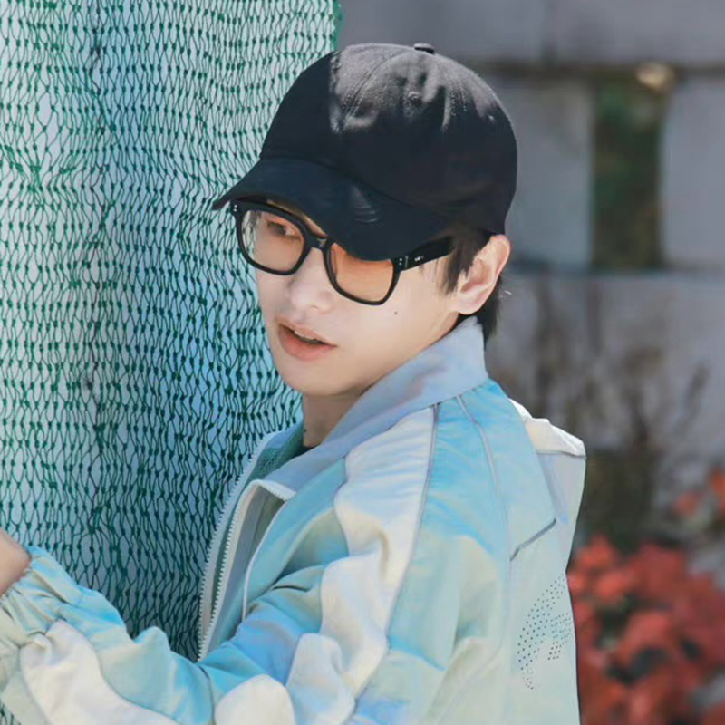 彭昱畅同款眼镜 向往的生活彭昱畅同款彭彭渐变橙墨镜女gm眼镜潮unac.