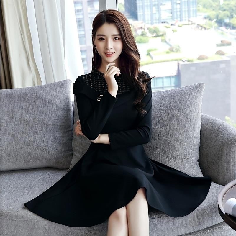 2020秋冬新款女裙装女连衣裙款长袖时尚秋冬款女装秋季韩版显瘦秋款