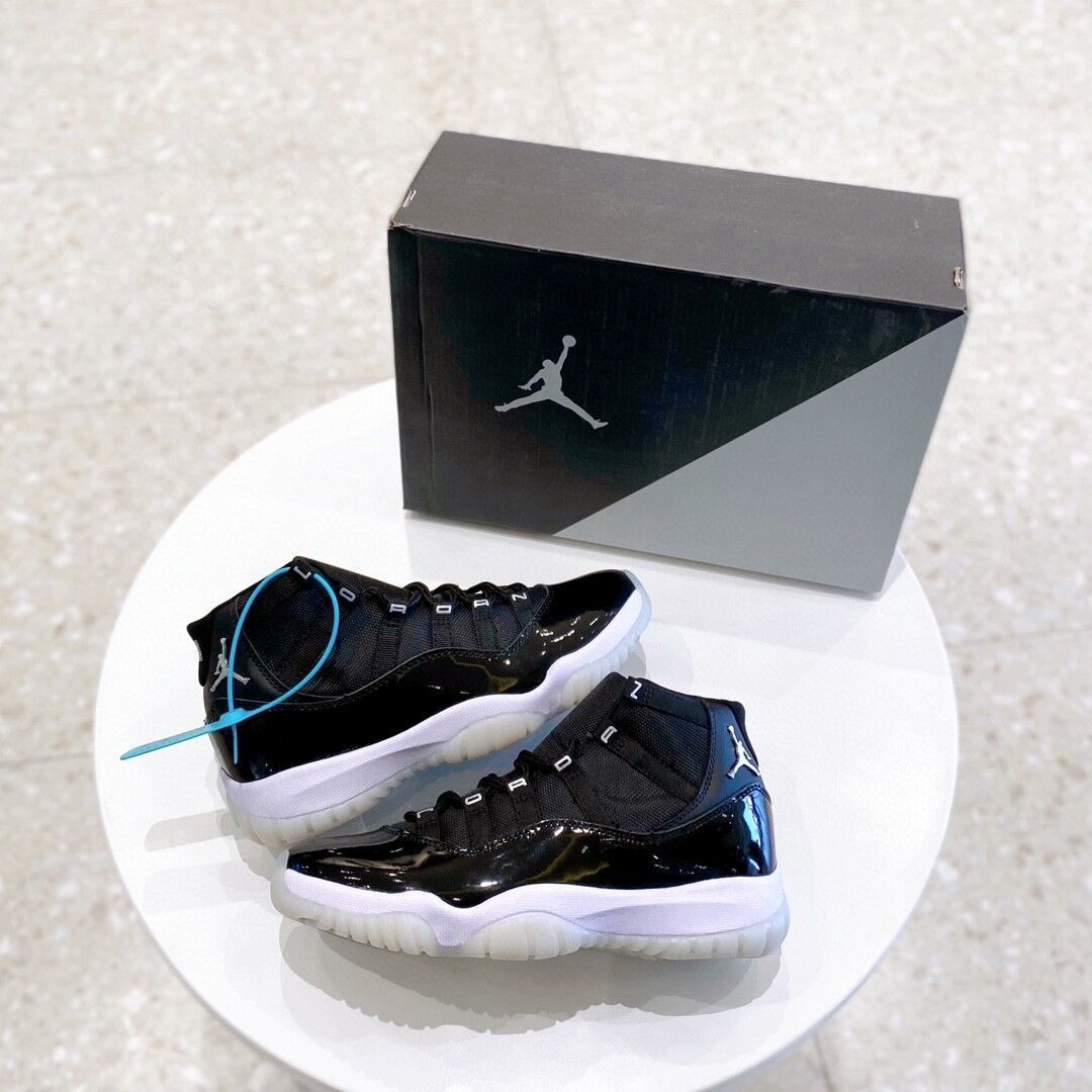 air j 11 大魔王 2.