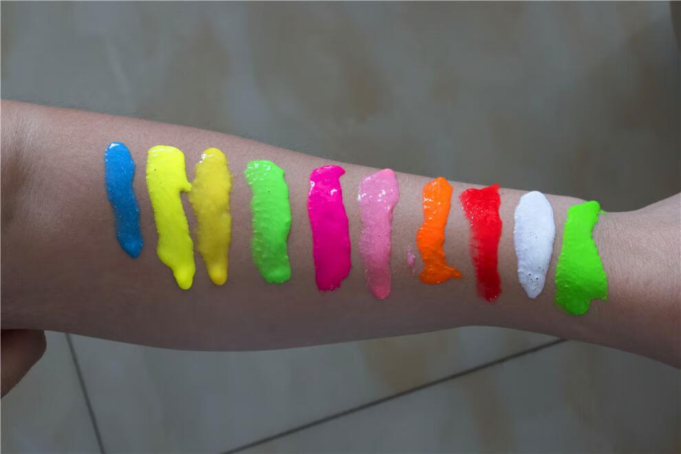 夜光颜料夜跑涂料涂脸皮肤人体颜料自发光派对娱乐用水洗就掉荧光