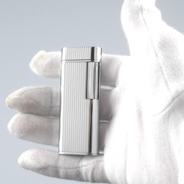 日本进口illcorona皇冠纯铜金属气体斜火烟斗打火机银色竖条纹753115