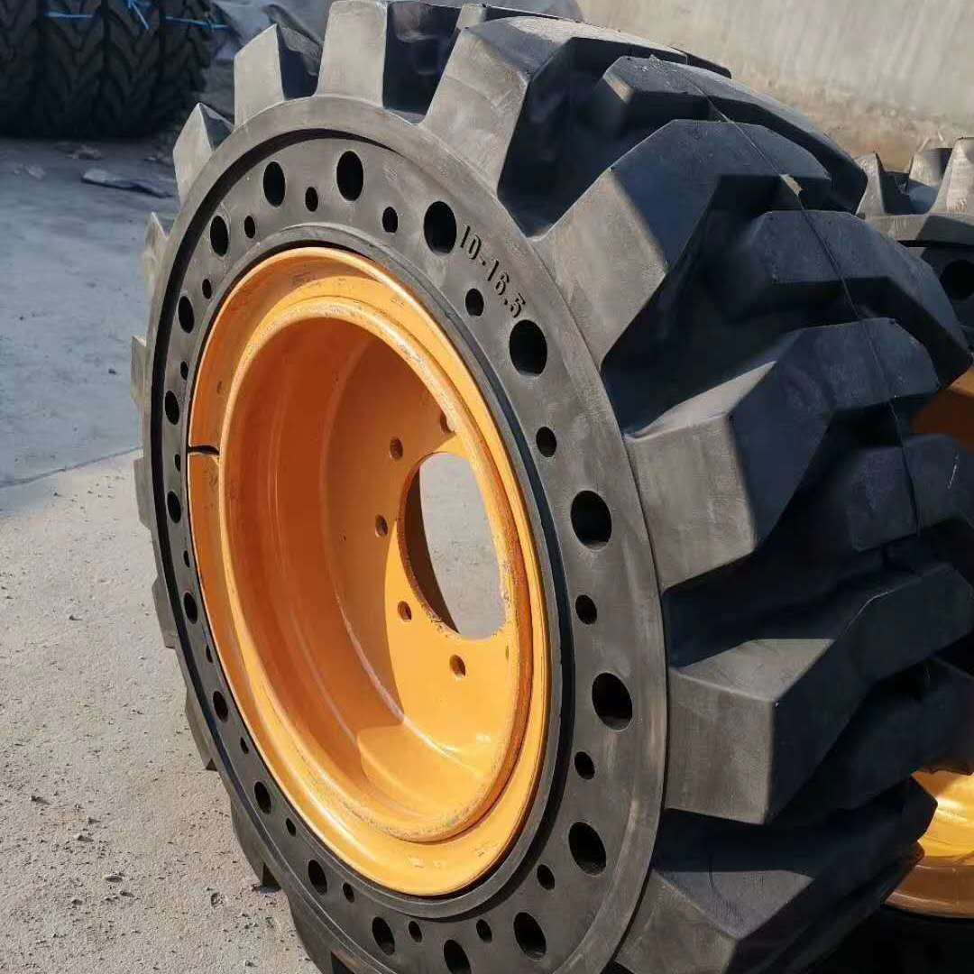 铲车装载机实心轮胎带钢圈 16/70-20-24 20.