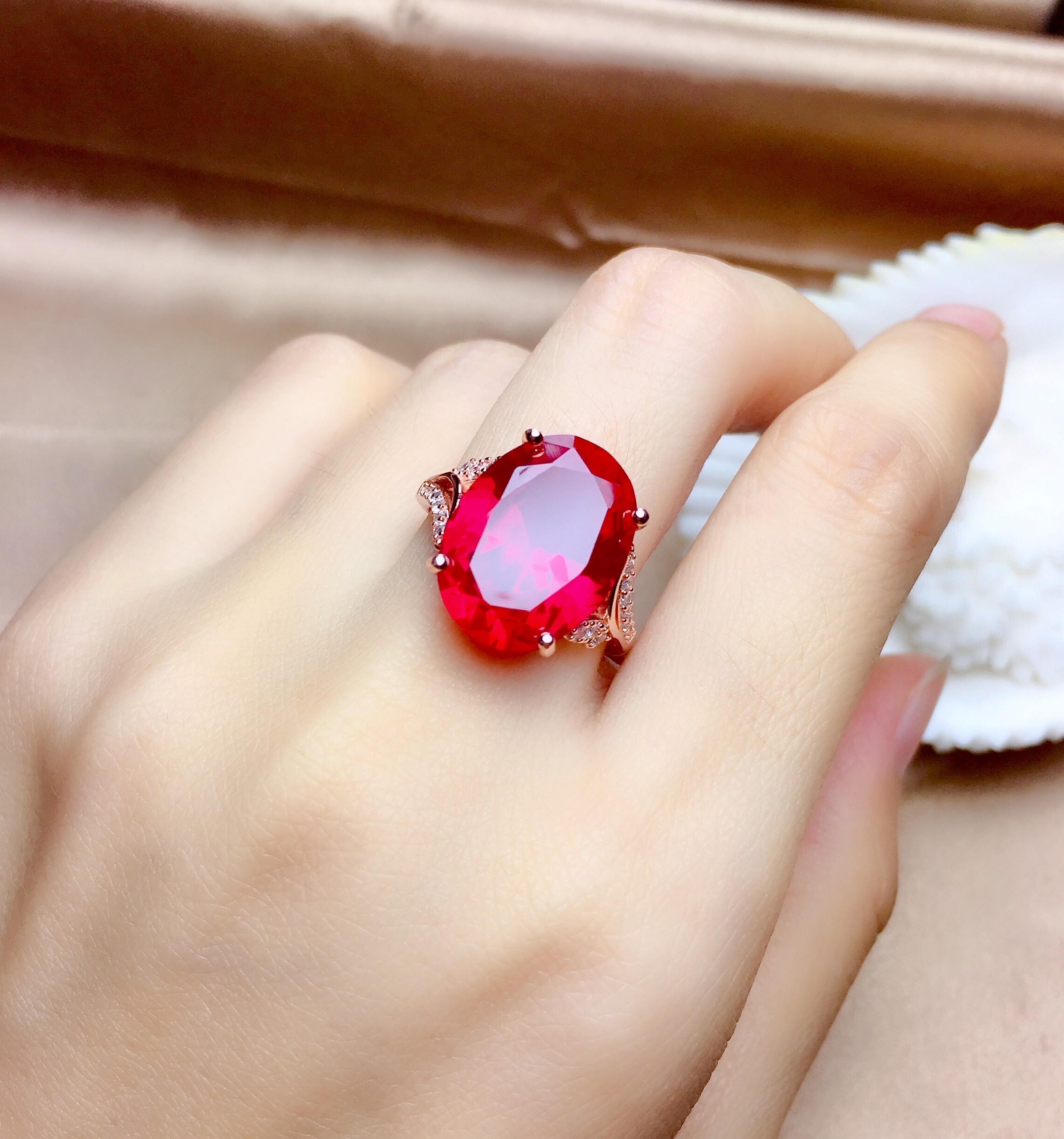 雅隐特价鸽血红红宝石食指夸张戒指女指环简约时尚结婚戒指饰品礼物