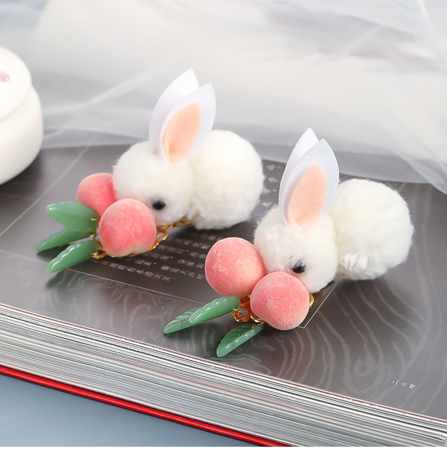 毛绒发夹古风发饰小物件可爱兔子侧边对夹儿童发卡女童边夹头饰兔子桃