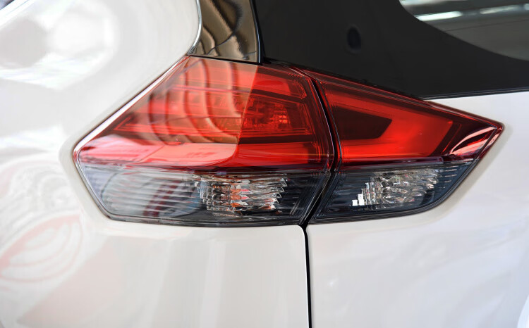 美克杰 适用于14-20年款新奇骏后尾灯总成 日产奇骏尾灯刹车灯倒车灯