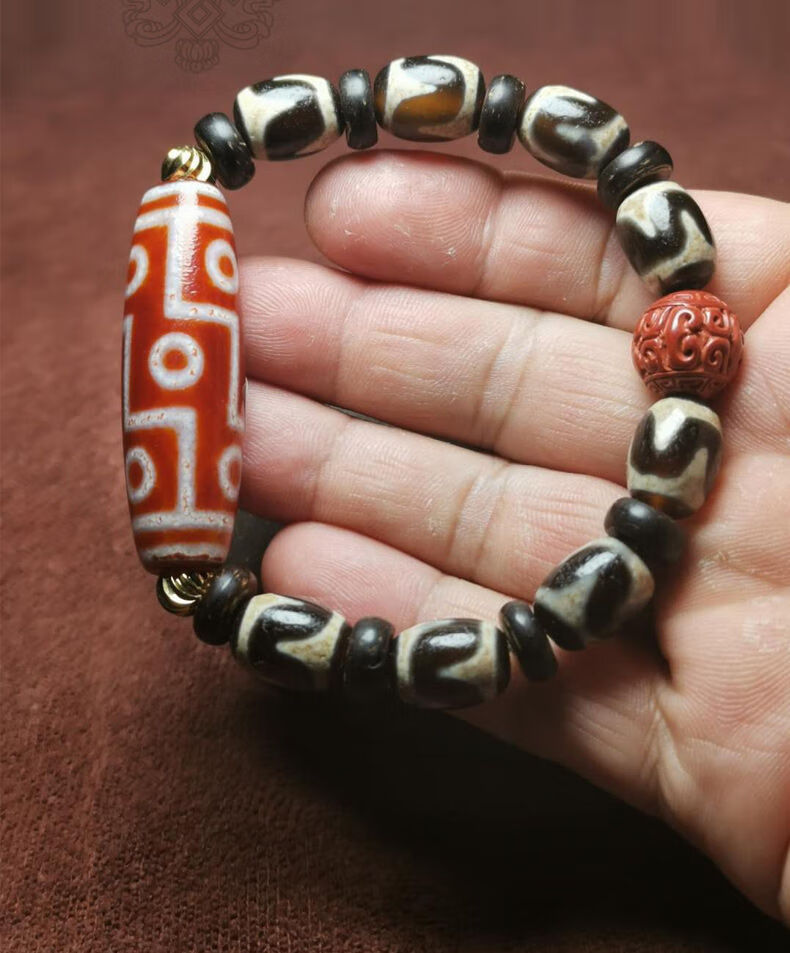 默奢西藏老天珠网红手串血龙纹九眼虎牙佛珠念手链胖九眼虎牙款