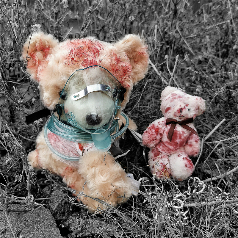 津浆暗黑系血腥小熊蹦迪包韩版ins暗黑系血腥残疾熊斜挎包小熊背包胸