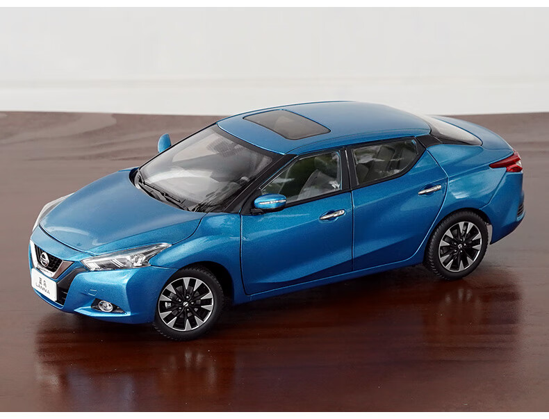 118原厂汽车模型东风日产尼桑2020款全新一代轩逸蓝鸟阳光仿真合金