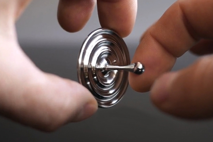 水滴手捻不锈钢陀螺金属桌面edc指尖玩具指间减解压神器不锈钢陀螺