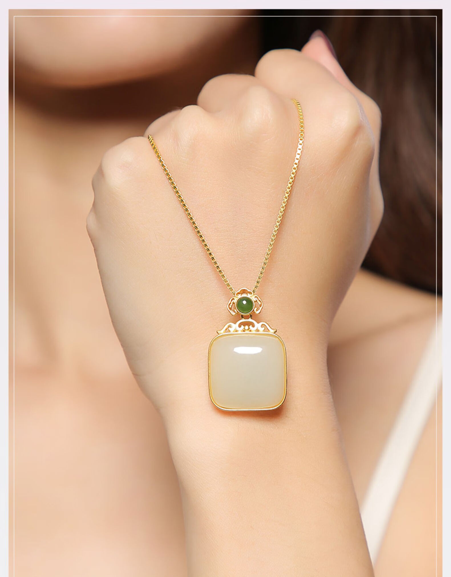 适用场景:日常佩戴图案造型:星座材质:藏银类别:手镯货号:sjf