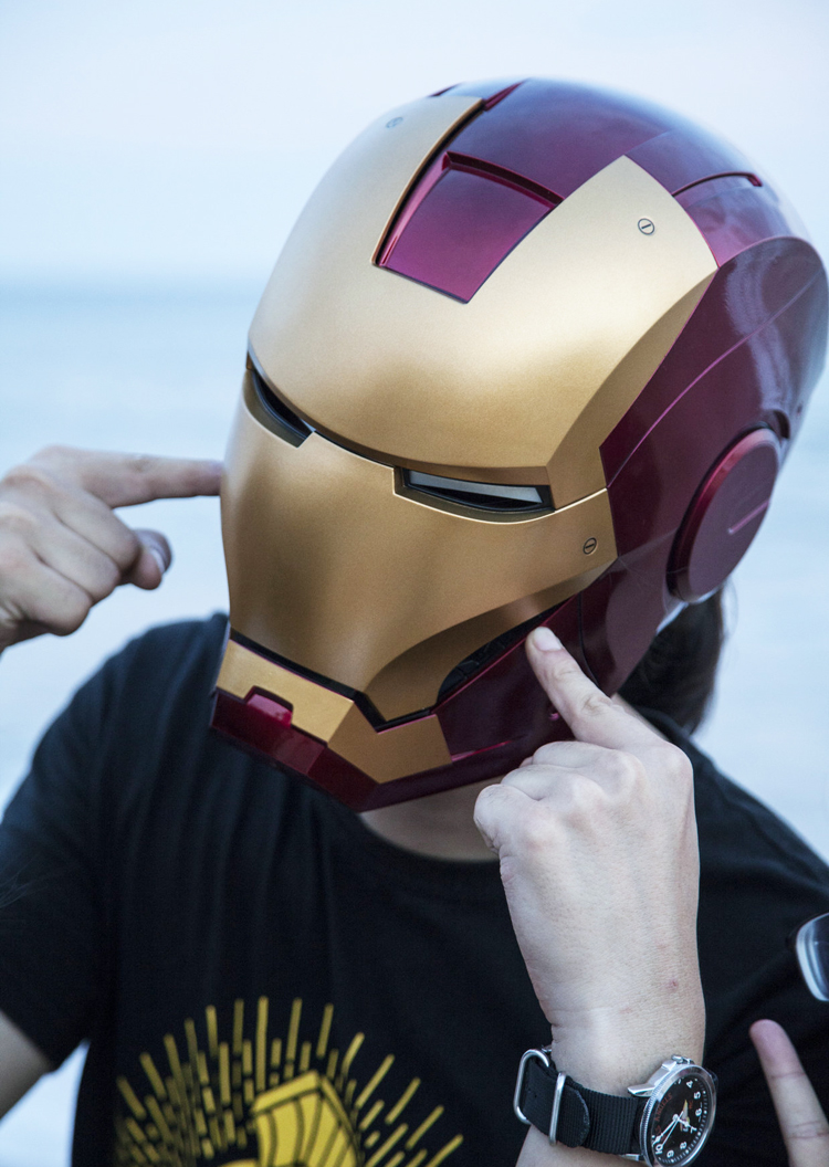 钢铁侠头盔 声控 漫威正版 钢铁侠mk7头盔声控 可穿戴 1/1电动盔甲