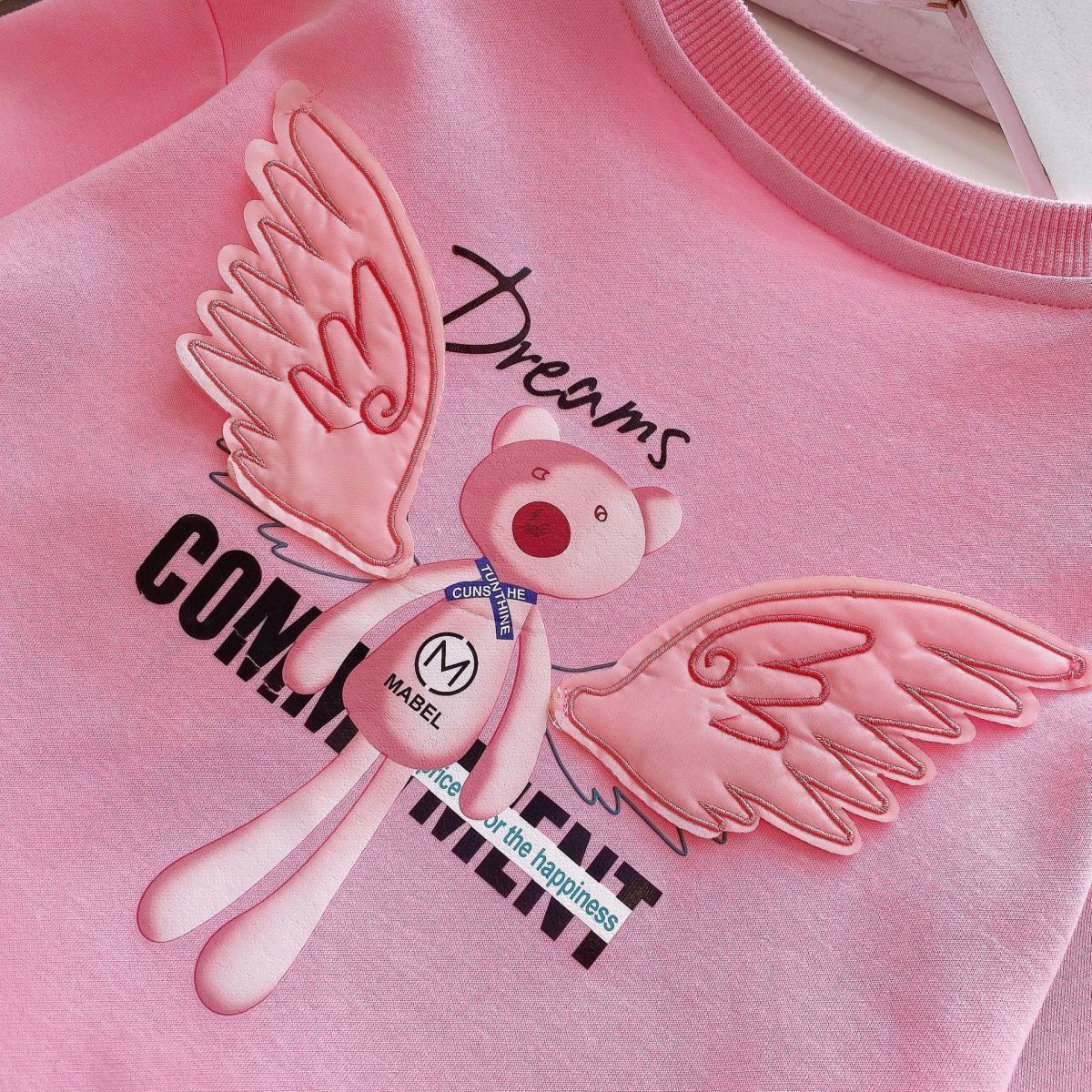 卫衣2022春季新款中大童网红小熊翅膀甜美上衣女孩洋气套头衫桃色翅膀