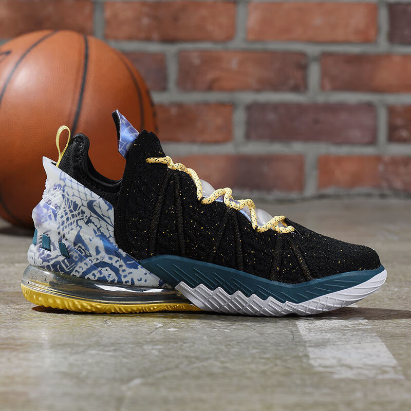 耐克(nike)詹姆斯18代男子气垫篮球鞋运动鞋实战水泥地运动鞋詹姆斯